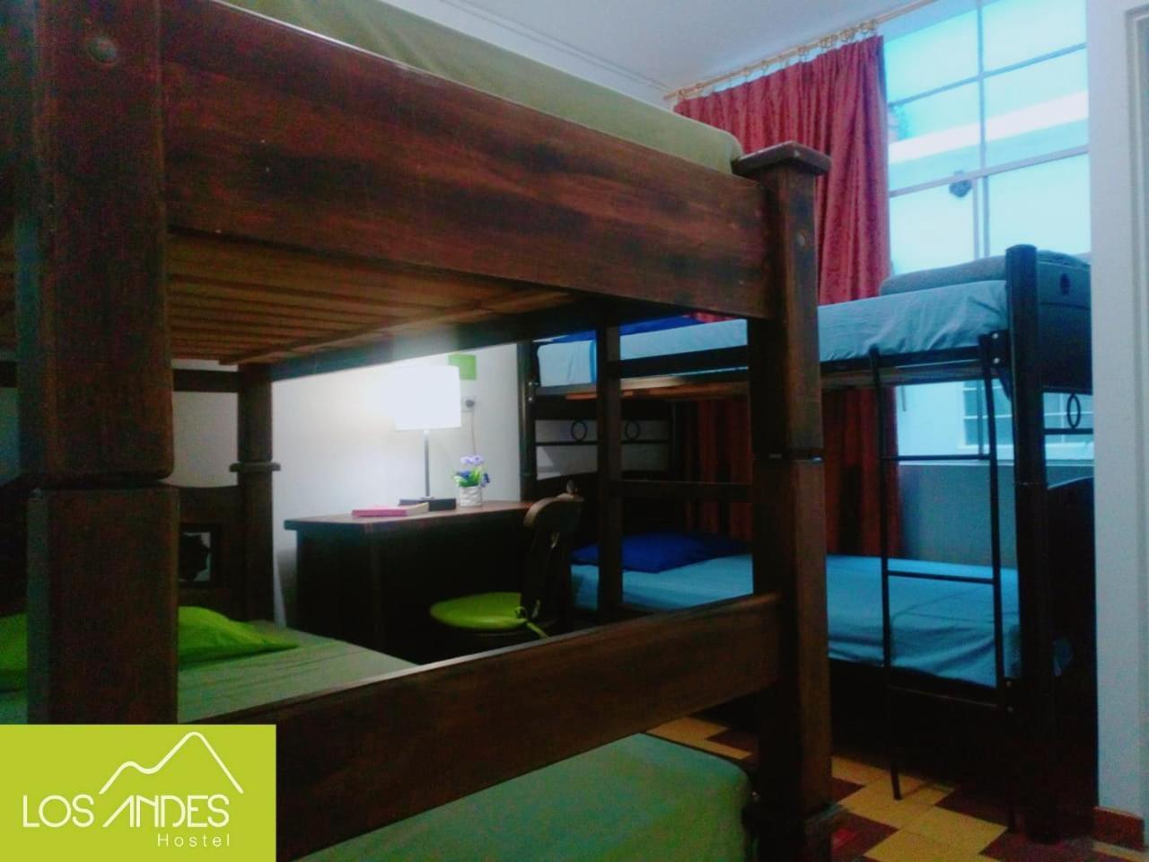 Los Andes Hostel Medellín Extérieur photo
