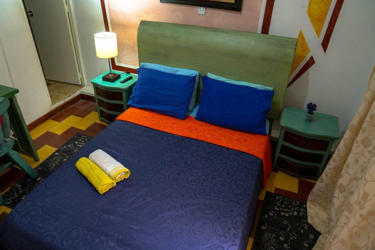 Los Andes Hostel Medellín Extérieur photo